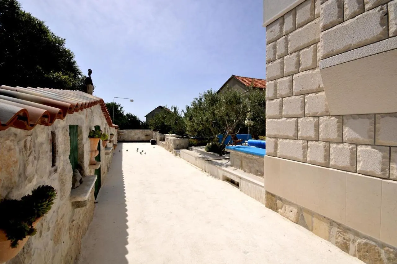 Luxury Villa With Pool, Jacuzzi, Sauna And Gym Trogir