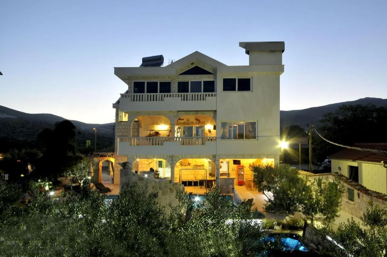 Luxury Villa With Pool, Jacuzzi, Sauna And Gym Trogir 0*,  Croatia