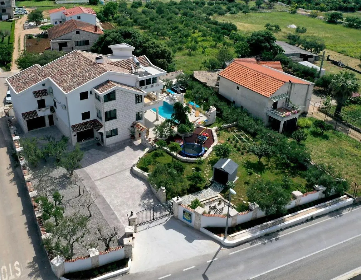 Luxury Villa With Pool, Jacuzzi, Sauna And Gym Trogir