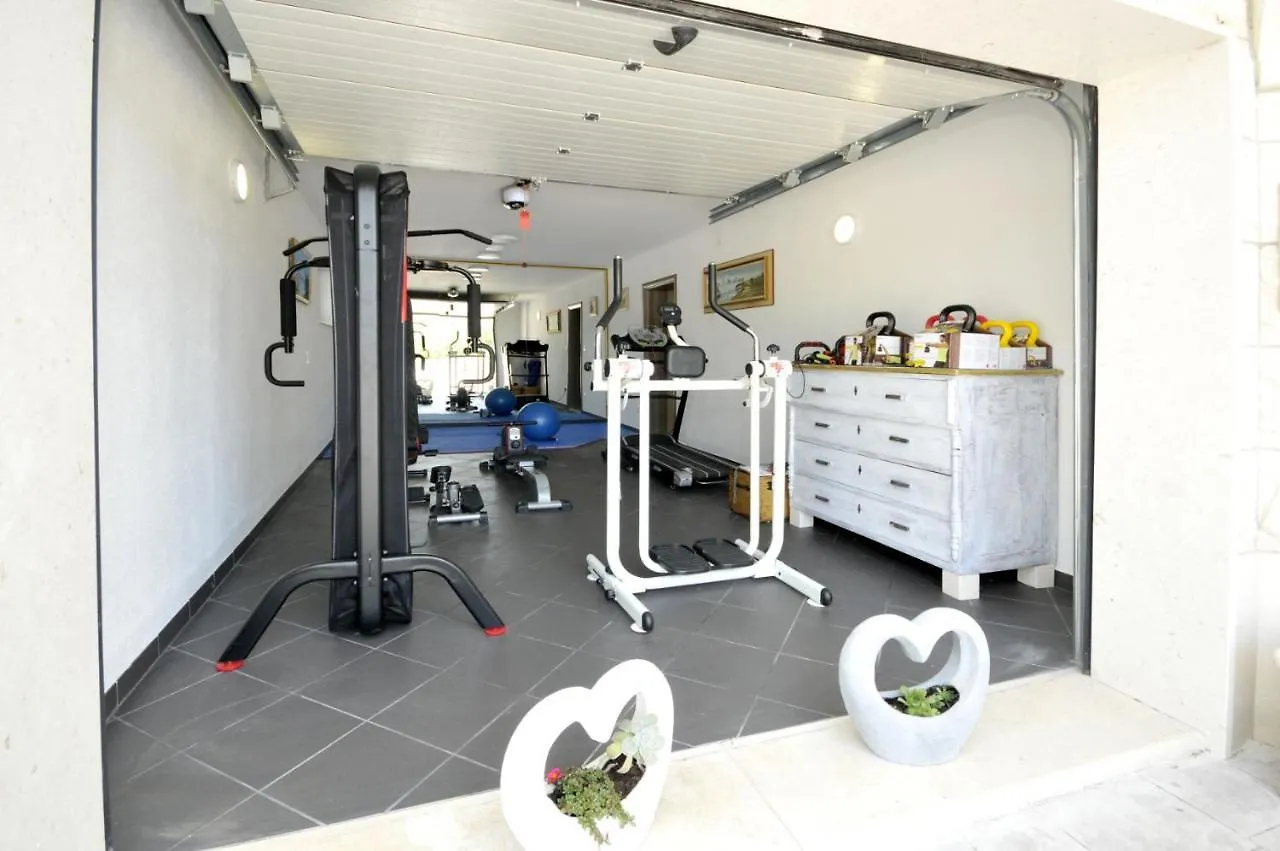Luxury Villa With Pool, Jacuzzi, Sauna And Gym Trogir