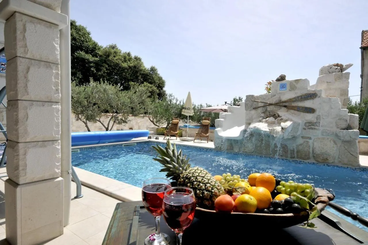 Luxury Villa With Pool, Jacuzzi, Sauna And Gym Trogir