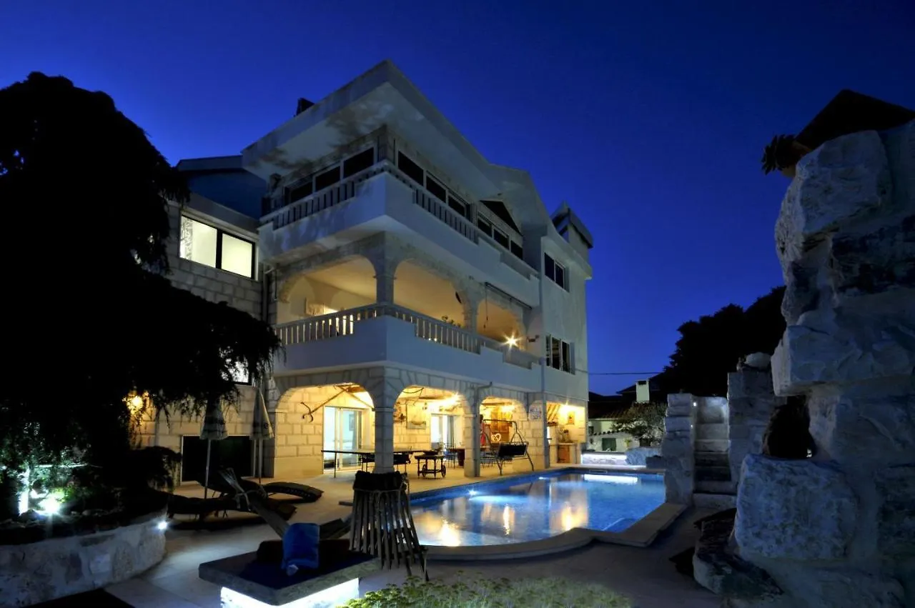 Luxury Villa With Pool, Jacuzzi, Sauna And Gym Trogir